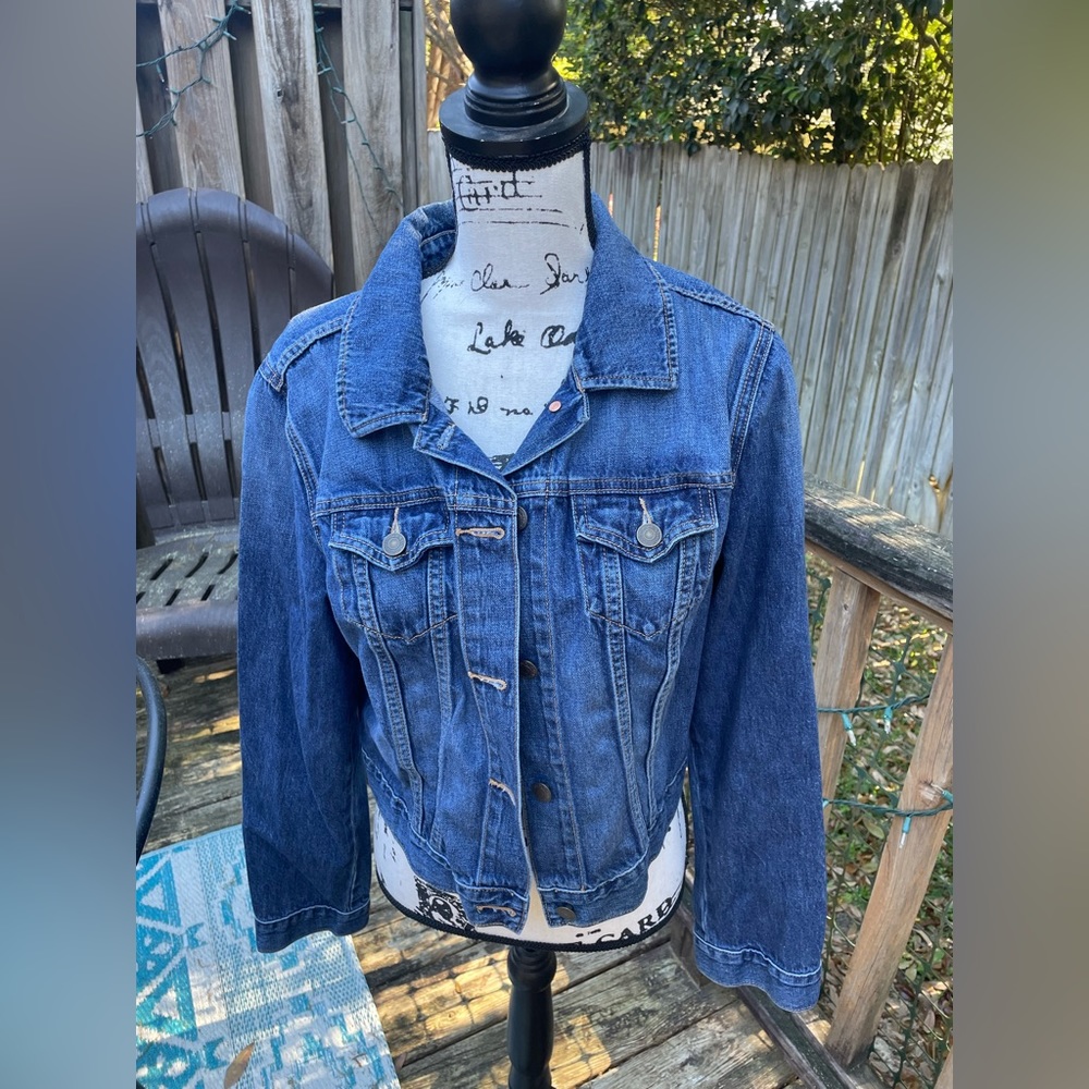 Woman’s Blue Jean Jacket, excellent condition!